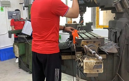 环球直播五金冲压厂